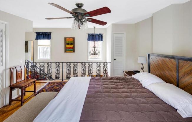 2 beds, 1 bath, 1,000 sqft, $5,250