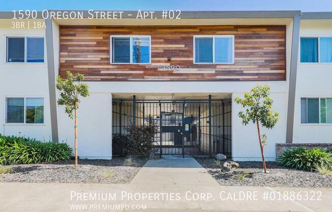 1590 Oregon Street