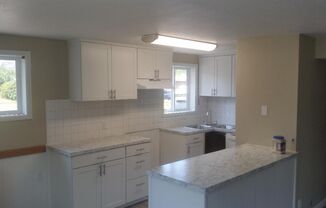 2 beds, 1.5 baths, $1,595