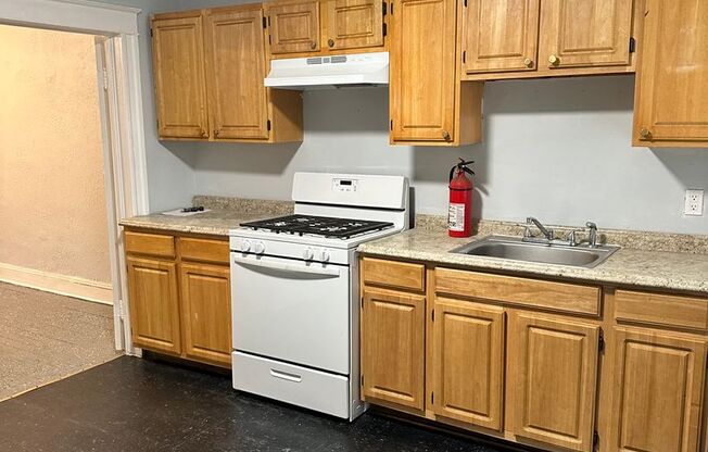 Spacious Home! Finished Basement! W/D! Available Now!