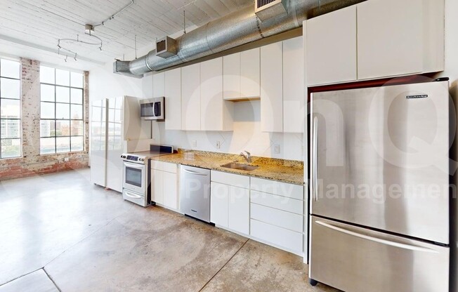 1 bed, 1 bath, 1,039 sqft, $1,649, Unit 911