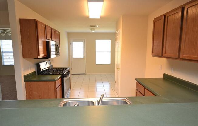 4 beds, 2 baths, $1,650