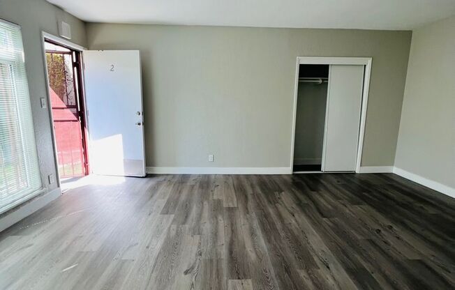 1 bed, 1 bath, 712 sqft, $1,875