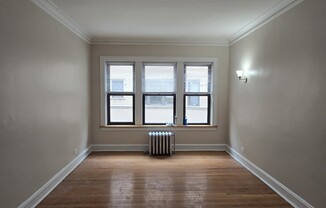 4525 N Paulina St 3B