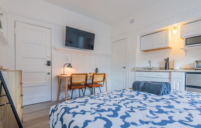 125 Broadway Residences