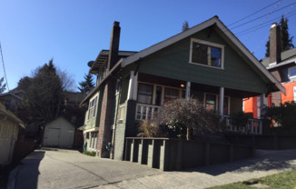 Updated Craftsman Home Near Greenlake!