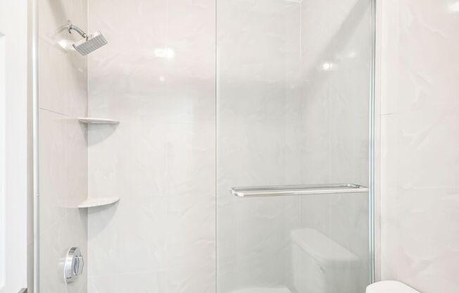 3 beds, 2 baths, 1,108 sqft, $2,150, Unit 1806