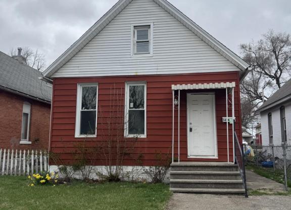 341 NUSSBAUM AVE