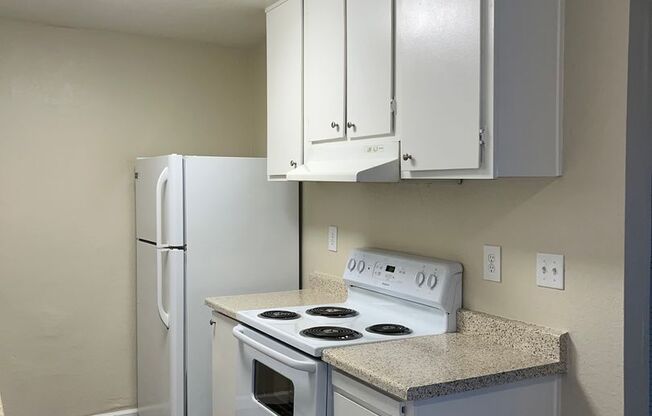 1 bed, 1 bath, 660 sqft, $1,590, Unit 51