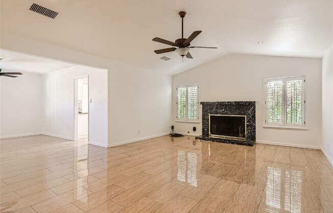 3415 VILLA HERMOSA DR