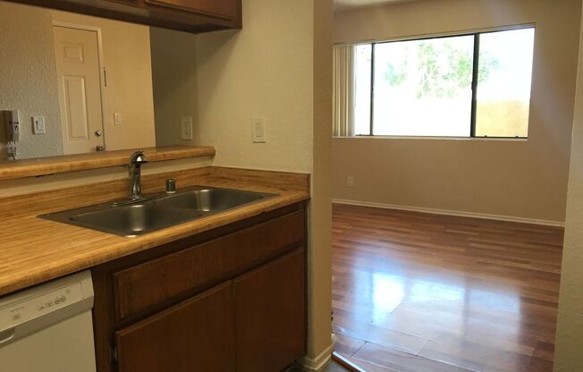 4539 W. 159th Street Apartments