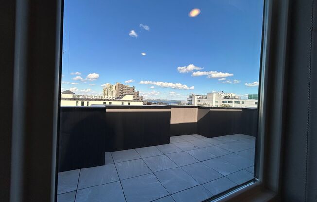 2 beds, 1 bath, 655 sqft, $2,950, Unit 502