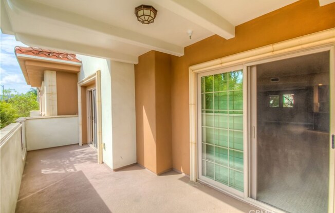 4551 COLDWATER CYN AVE