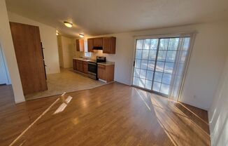 3 beds, 2 baths, $1,475