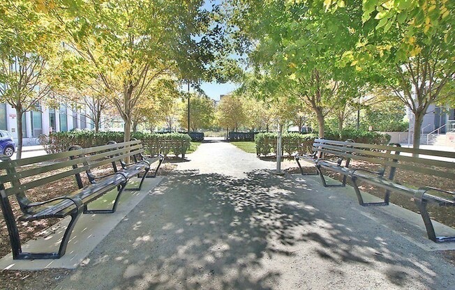 2 beds, 1.5 baths, 864 sqft, $3,975, Unit 120