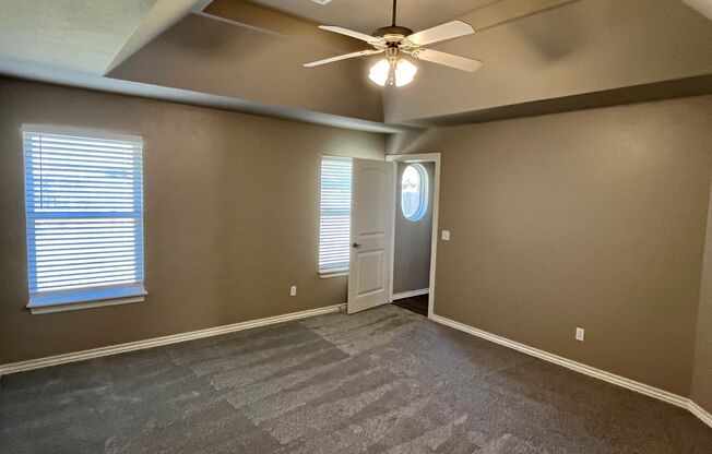 Spacious 4 Bed 2 Bath In Edmond