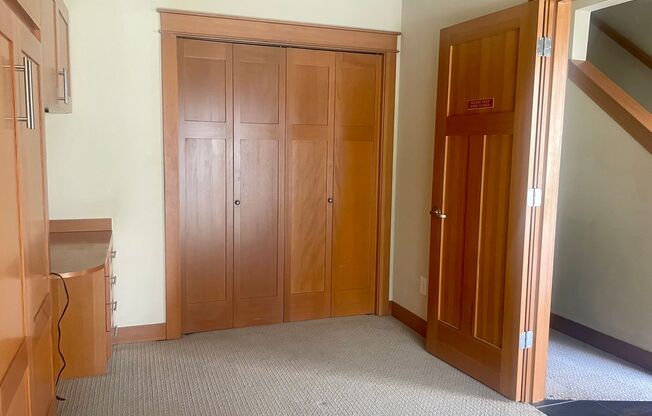 3 beds, 3.5 baths, $4,495