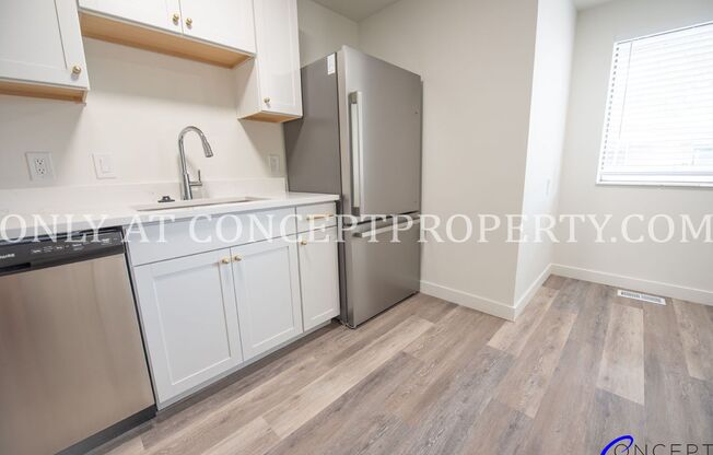 2 beds, 1 bath, 900 sqft, $1,619, Unit 27