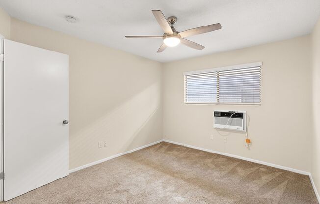 3 beds, 1.5 baths, 1,000 sqft, $2,550, Unit 4133-A