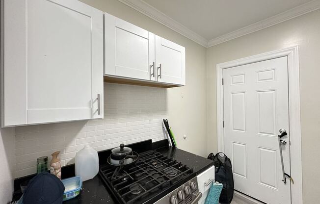 3815 5 N GREENVIEW