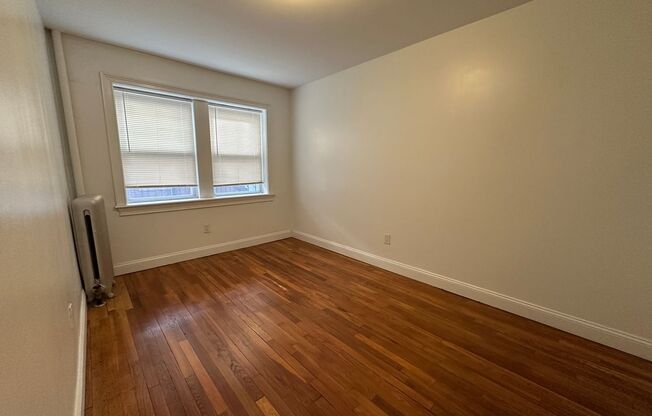 2 beds, 2 baths, 690 sqft, $2,600, Unit 109 Summer #416