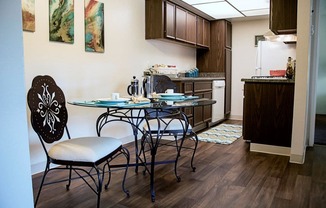 Madera at Metro Dining Area and Kitchen