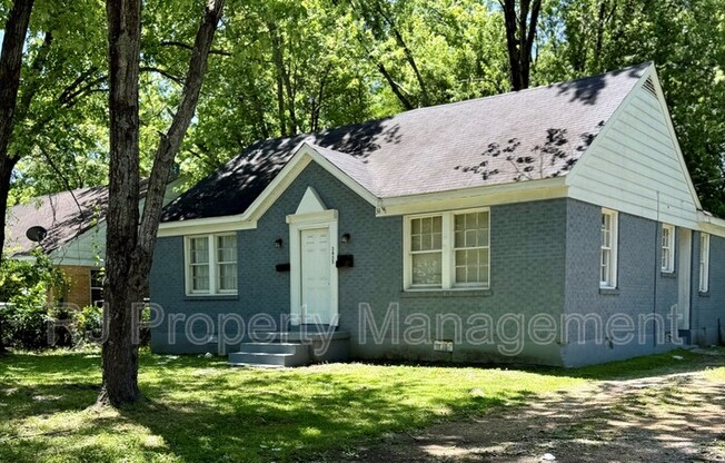 3437 FARMVILLE AVE