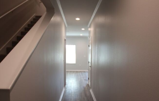 2 Bedroom, 2.5 Bathroom, 1 Car Garage- Move-In Special: Get 1/2 Off Your First Full Month’s Rent!