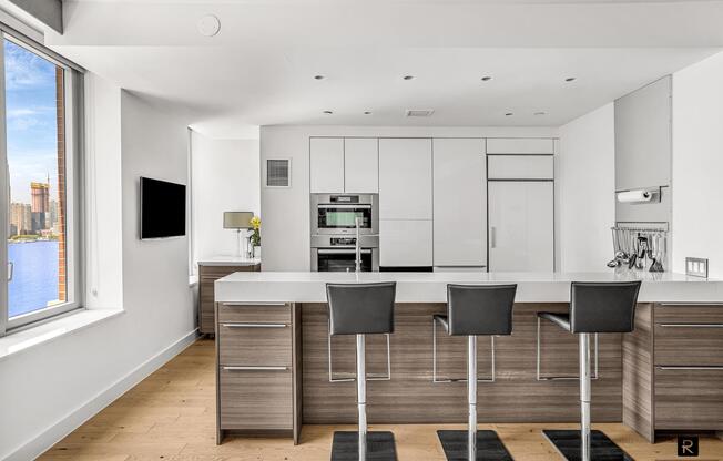 3 beds, 3.5 baths, 1,930 sqft, $18,500, Unit 17-C