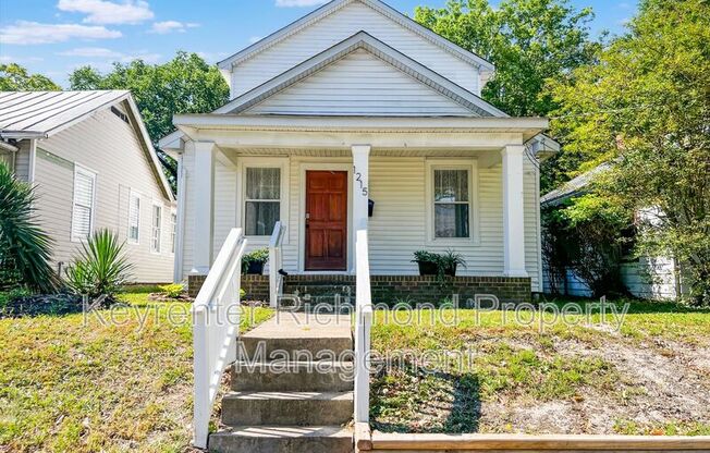 1215 N 38 ST