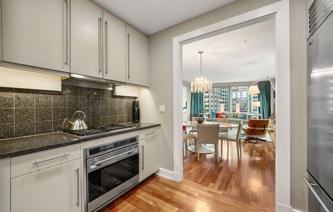 2 beds, 2.5 baths, 1,564 sqft, $9,500, Unit 18G