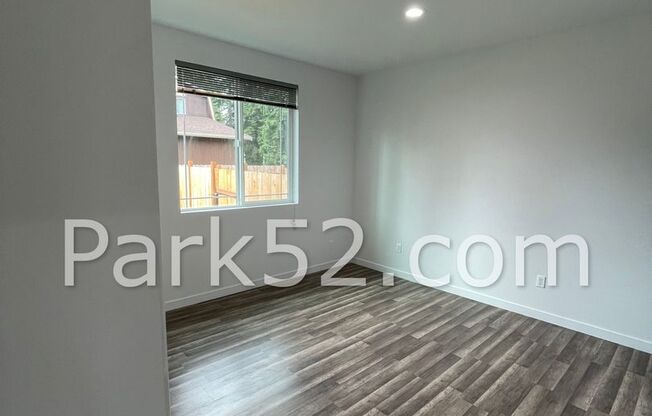 3 beds, 2 baths, $2,695, Unit 5102 N 9th St #A