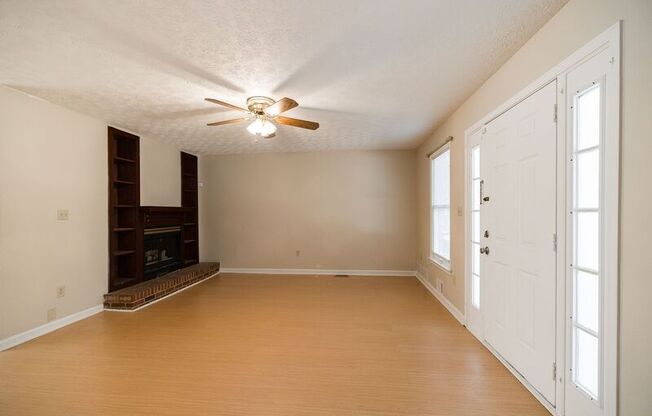 275 HIGHLAND PARK DR