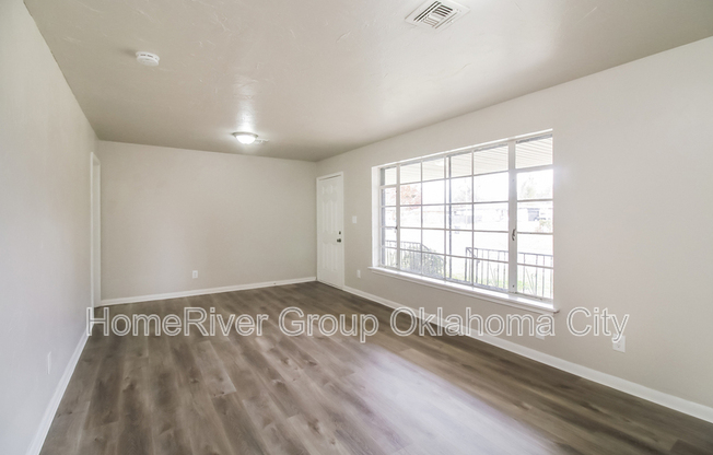 5300 S LINN AVE