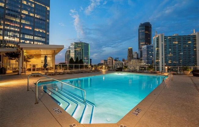 10 Terminus Luxury 2 Bedroom Condo in Heart of Buckhead