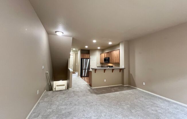 2 beds, 2.5 baths, $1,945