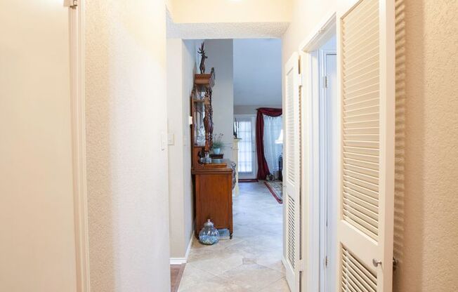 Gorgeous duplex in Euless