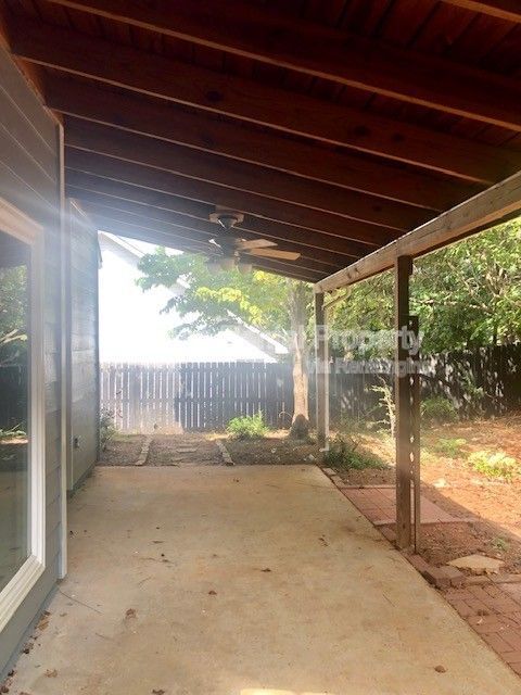 740 TRELLIS POND CT