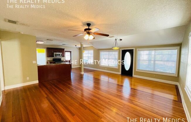 1332 W PRINCETON ST
