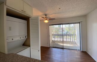 2 beds, 2 baths, 900 sqft, $2,950, Unit 11