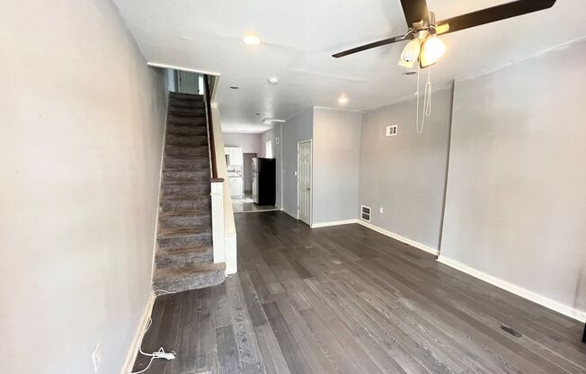 Beautiful 3-Bedroom Townhouse in Port Richmond! Available NOW!