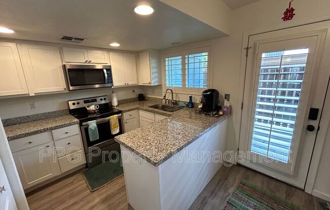 9831 S 48 WAY