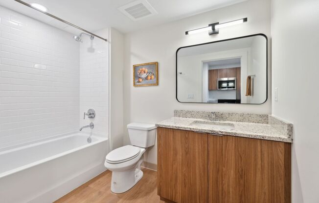 Studio, 1 bath, 397 sqft, $1,298, Unit 305