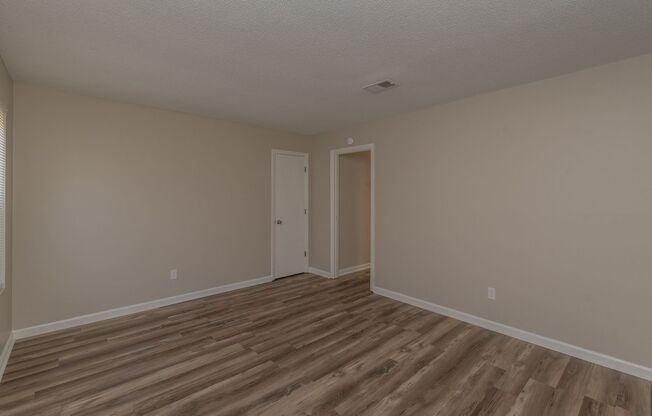 2 beds, 1 bath, $950, Unit Apt. A1