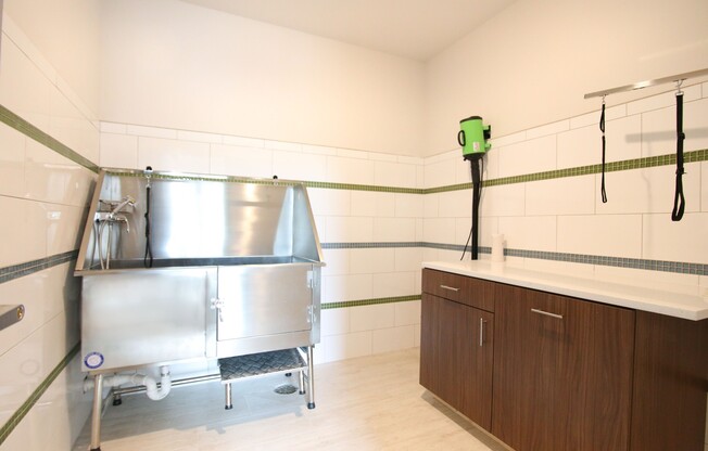 1 bed, 1 bath, 657 sqft, $1,400