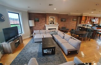 681 TREMONT