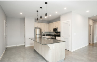 3 beds, 2 baths, 1,269 sqft, $995, Unit C-01/ BROWNC/ PARKING LOT VIEW