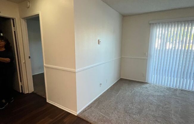 1 bed, 1 bath, 737 sqft, $2,150, Unit 042