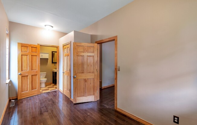 2 beds, 2 baths, $2,750