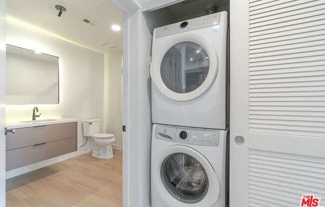 1 bed, 1 bath, 778 sqft, $3,595, Unit 203
